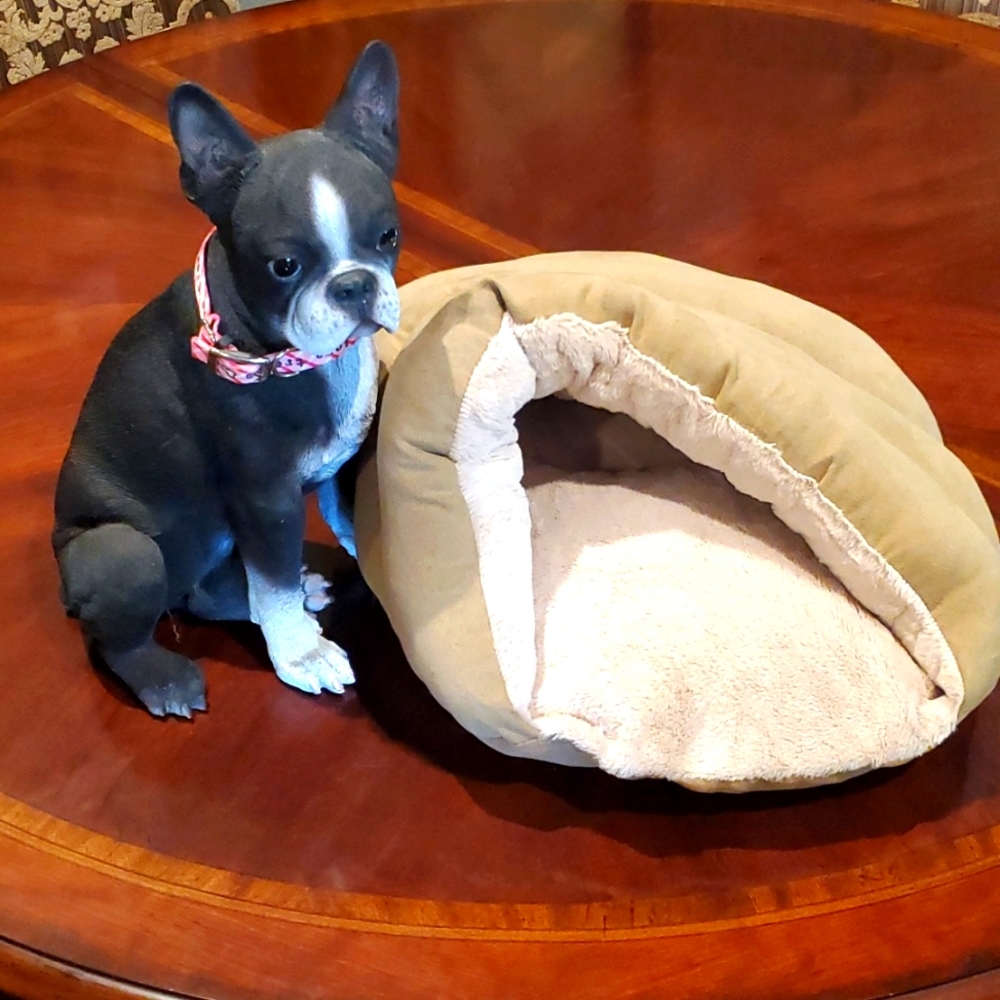 Cozy Tan Pet Bedding for Small Pets